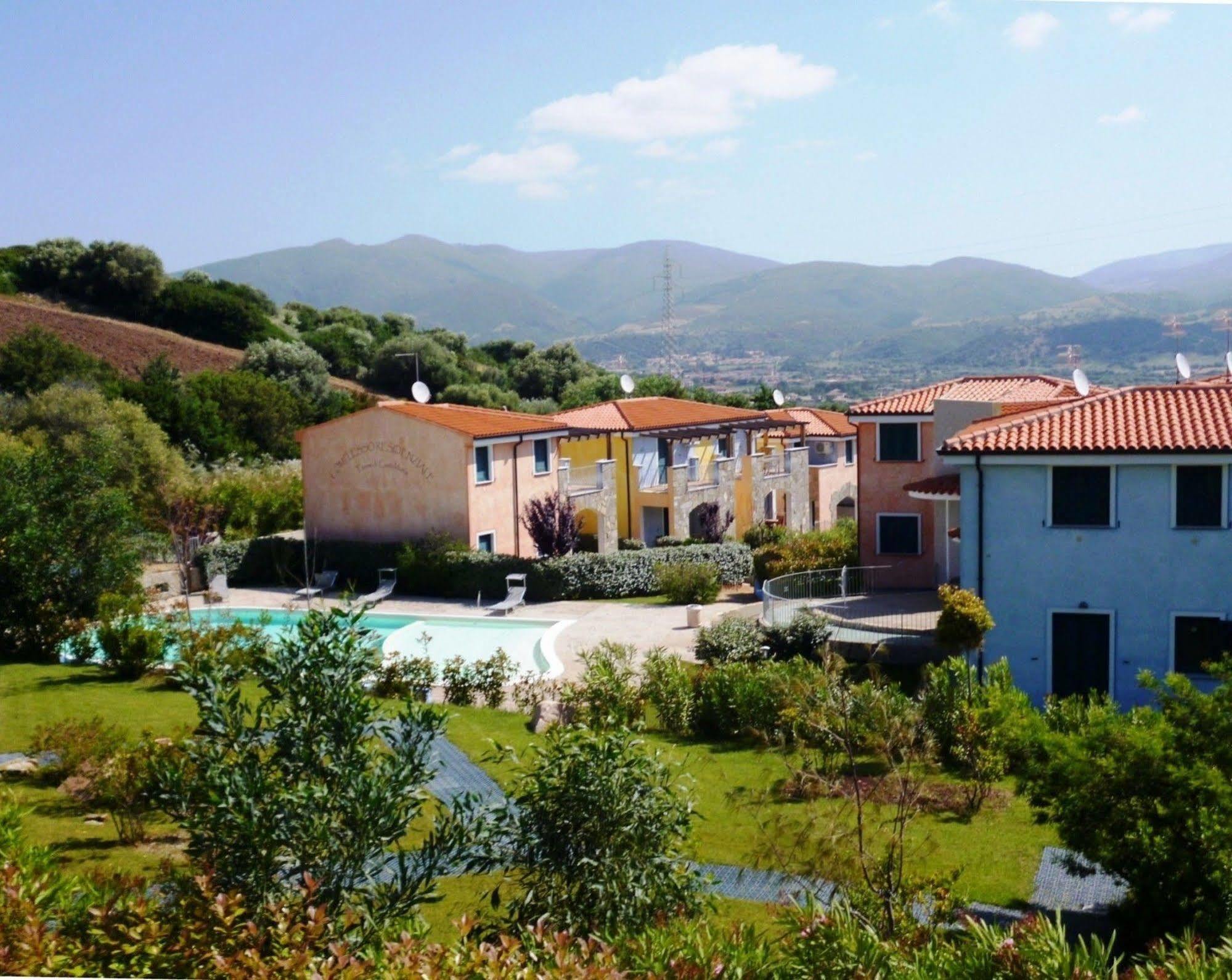 R&Z Getaway Apartment Santa Maria Coghinas Exterior photo